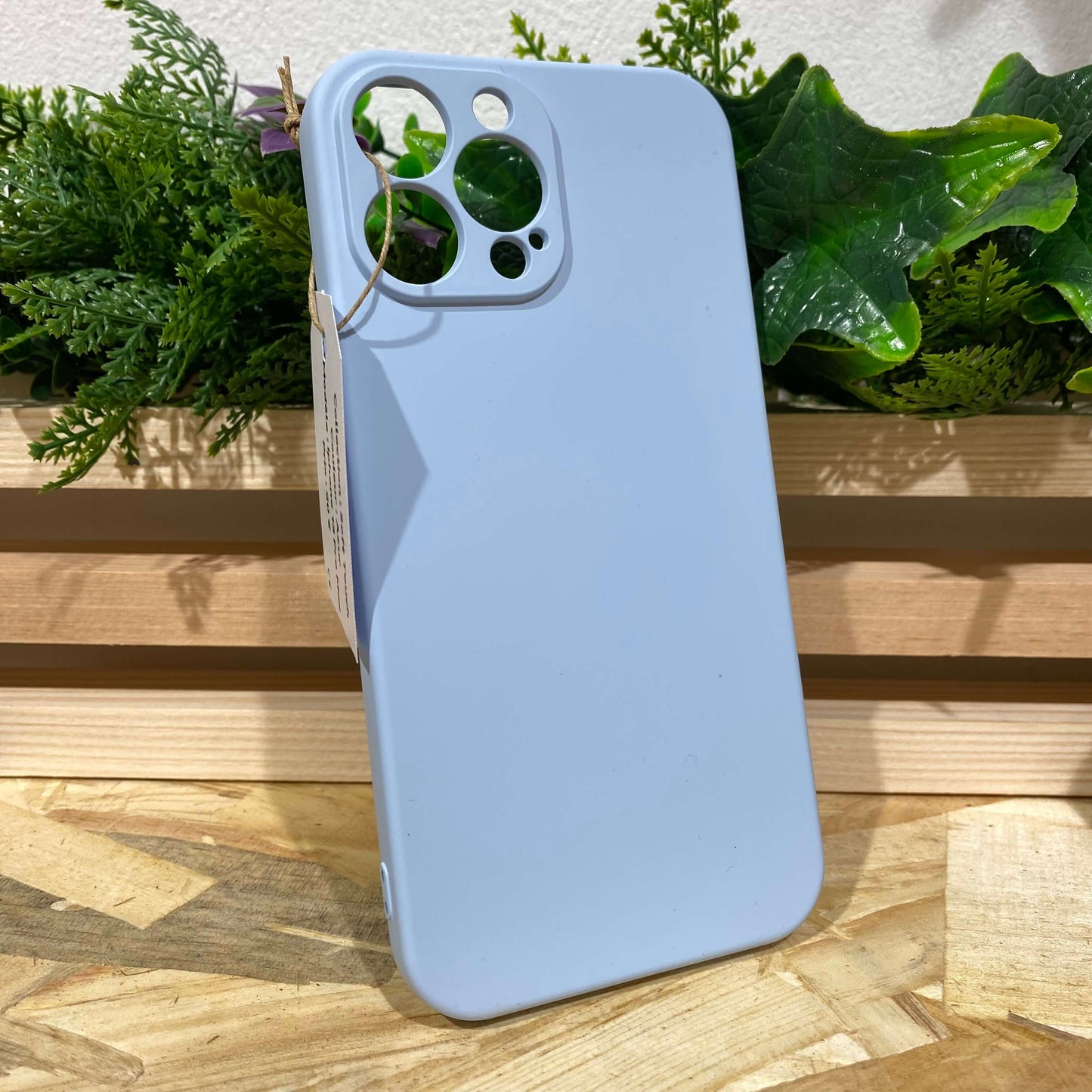 Achat coque iPhone bleu azur Aix en Provence. compatible iPhone 13 Pro Max. En vente chez Neo Mobile
