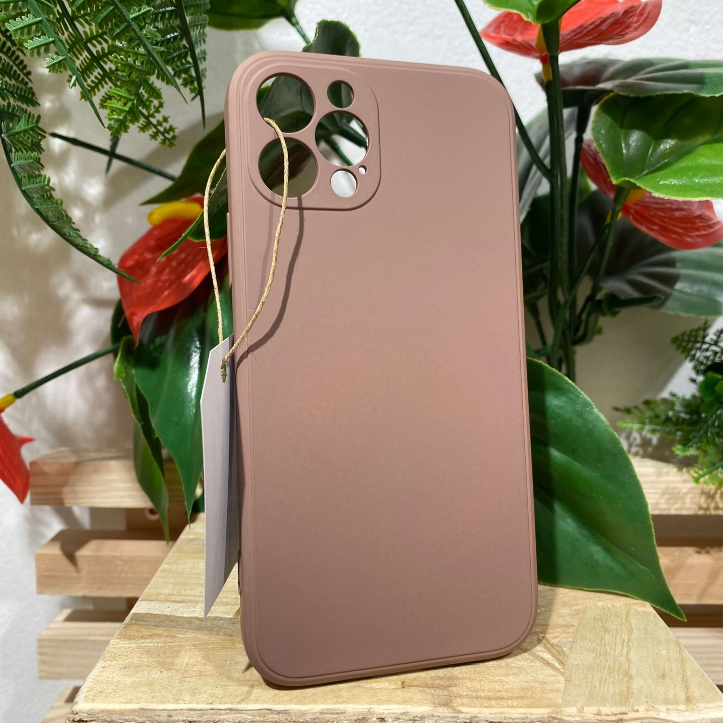 Acheter coque iPhone Ă Aix en Provence iPhone 12 Pro couleur taupe, couleur beige, marron