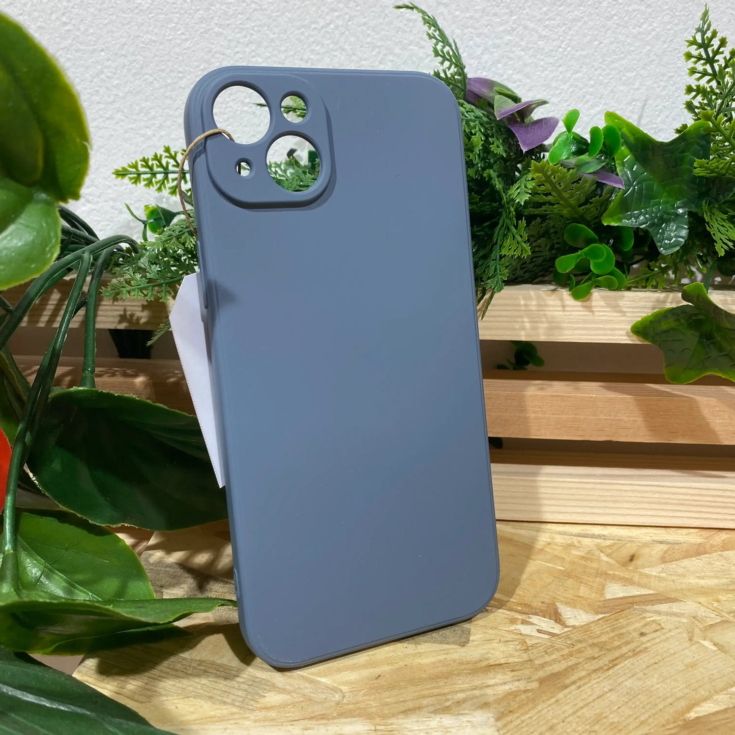 Acheter une coque de protection antichoc pour iPhone 14 Plus couleur bleu gris abyssal Ă Aix en Provence chez Neo Mobile