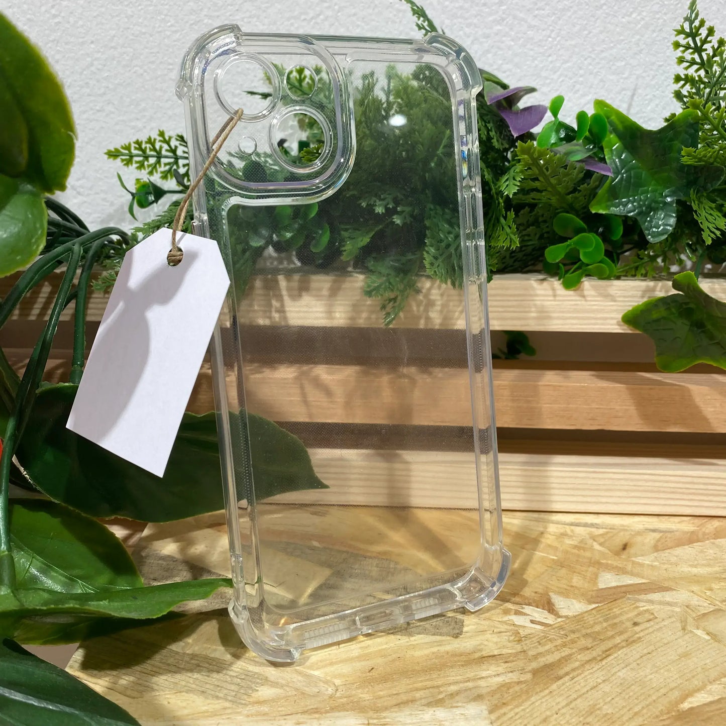 Acheter une coque de protection antichoc renforcée pour iPhone 14 Plus couleur transparente à Aix en Provence chez Neo Mobile