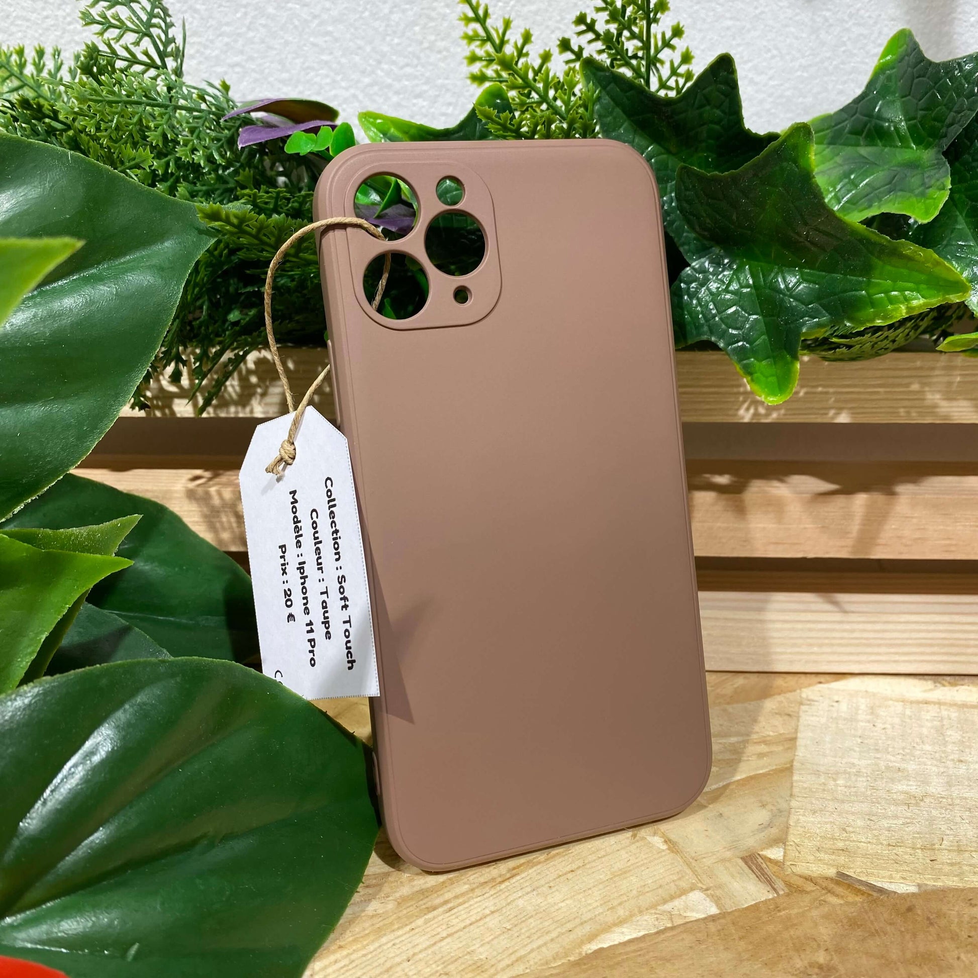 Où trouver une jolie coque de protection pour iPhone couleur pastel ? couleur taupe
