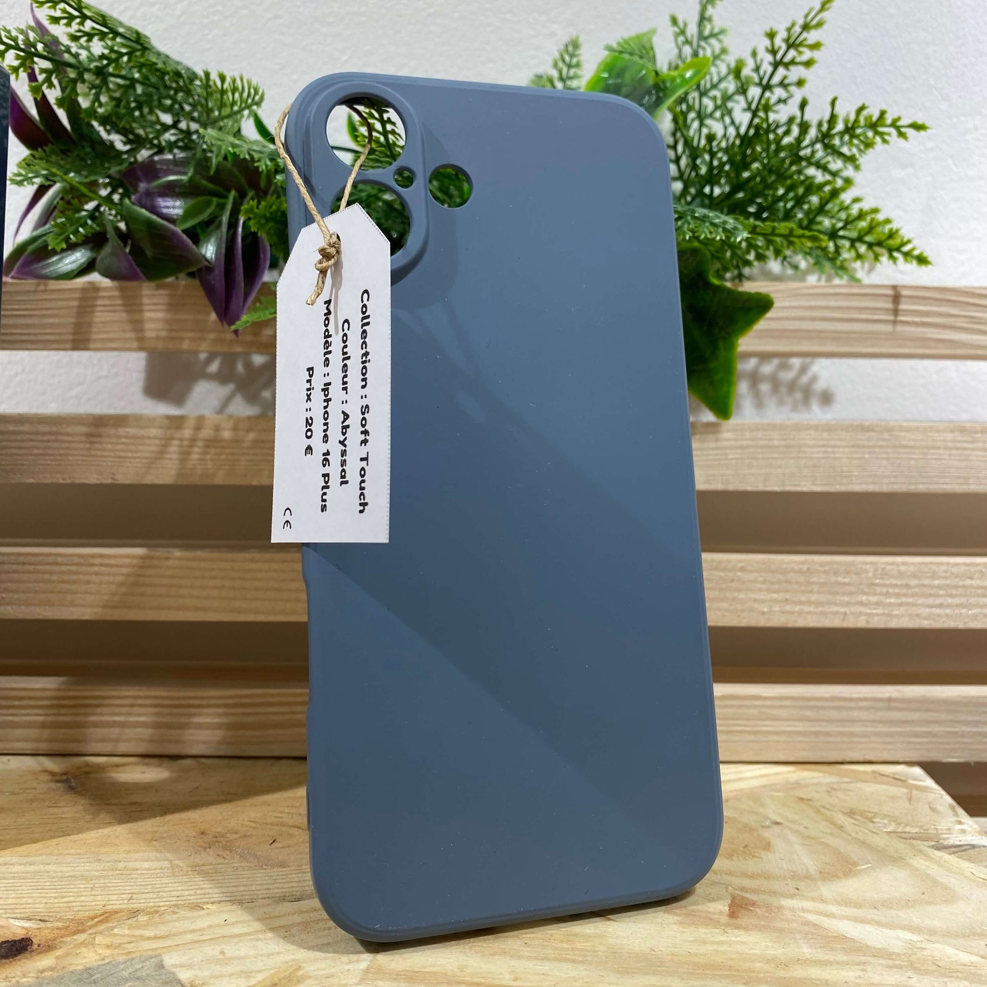 acheter coque de protection pour iPhone 16 Plus couleur bleu abyssal