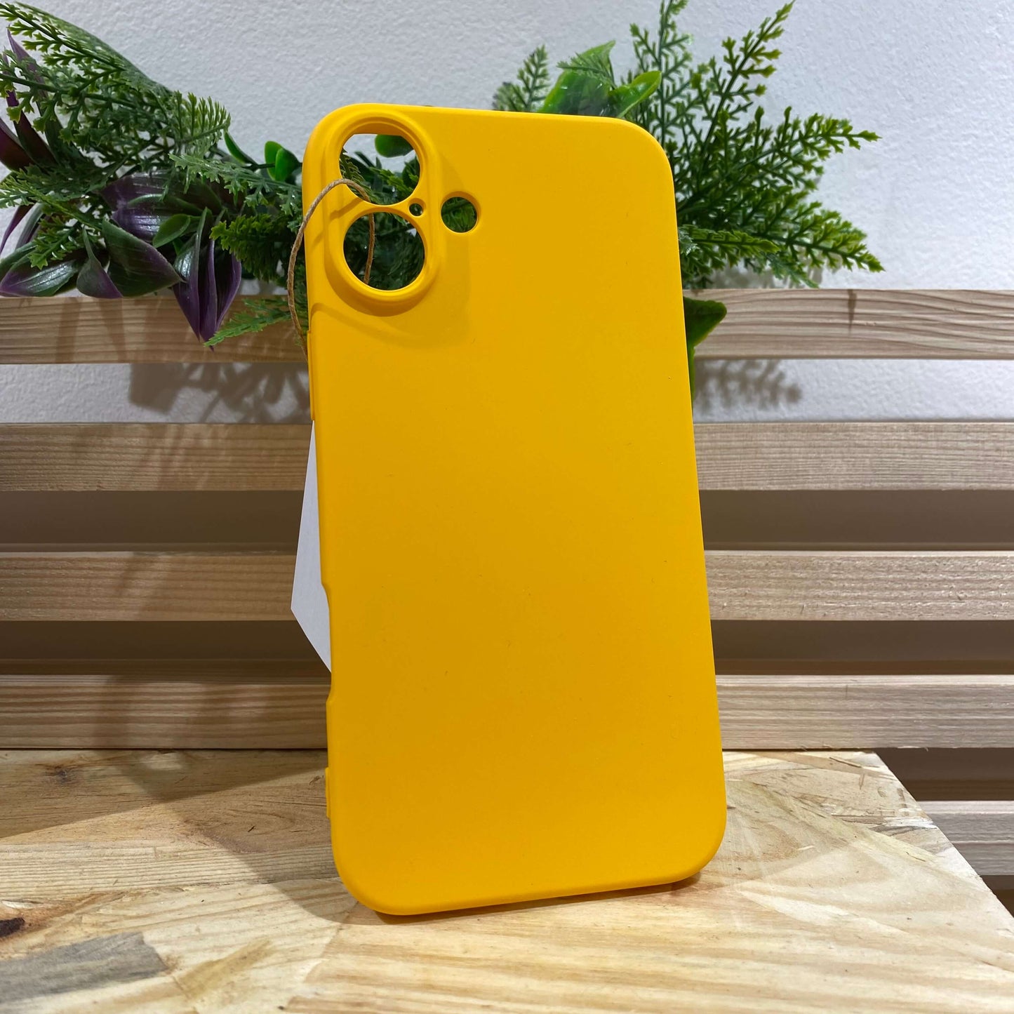 acheter coque de protection pour iPhone 16 Plus couleur jaune