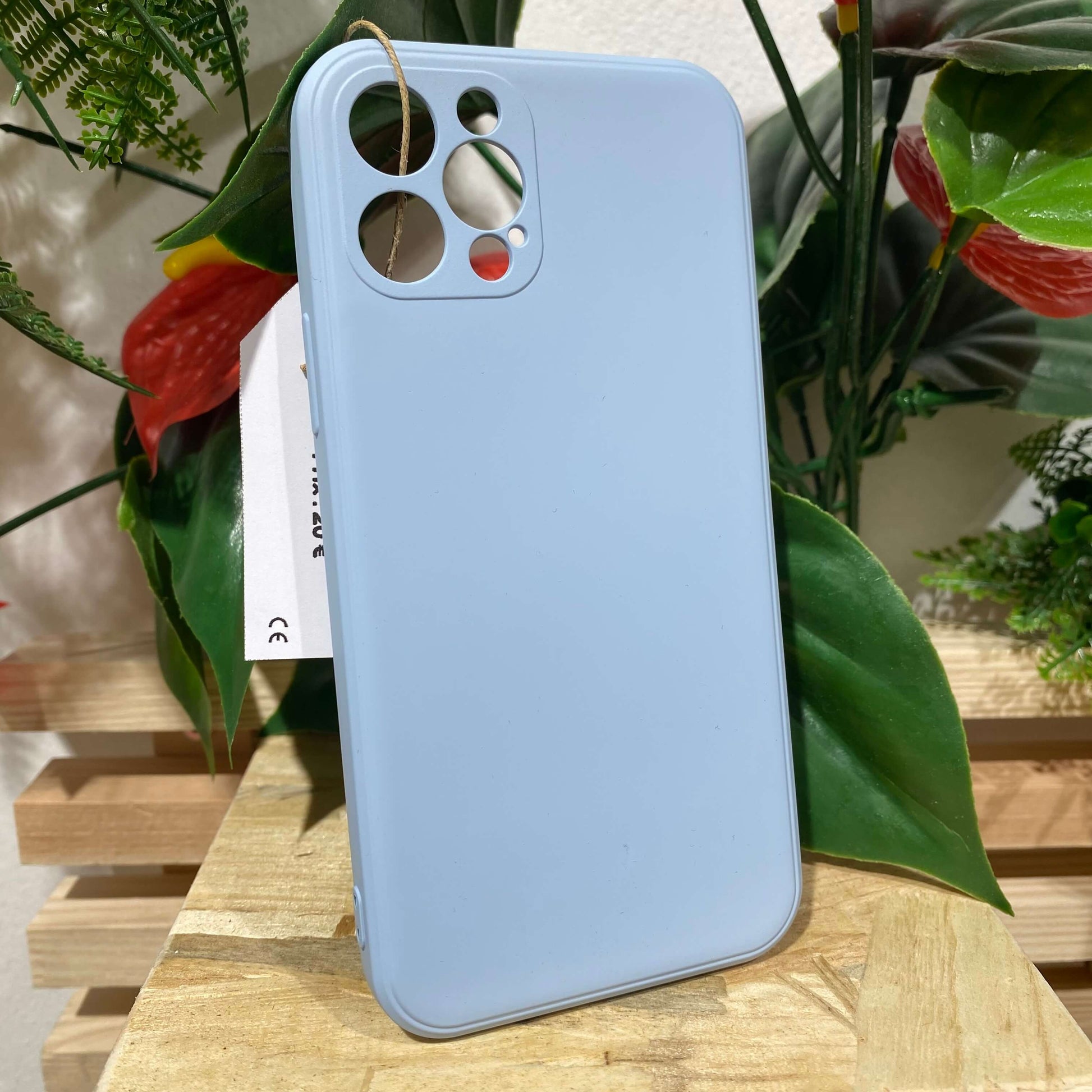 Acheter coque iPhone à Aix en Provence iPhone 12 Pro couleur bleu clair, couleur azur