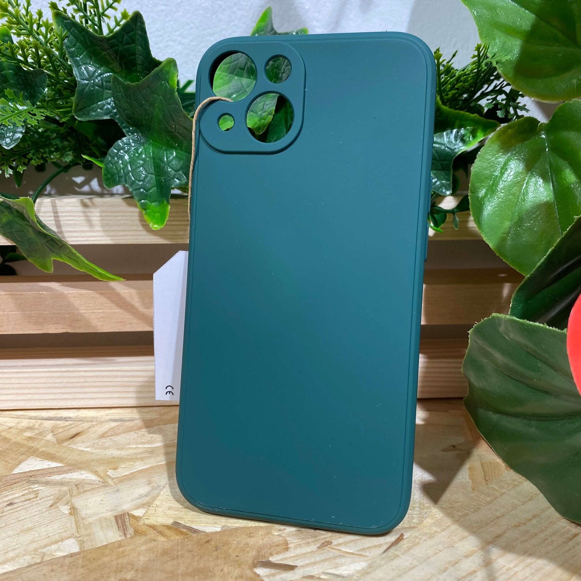 Coque iPhone Aix en Provence en vente chez Neo Mobile™ pour iPhone 13 couleur vert foret