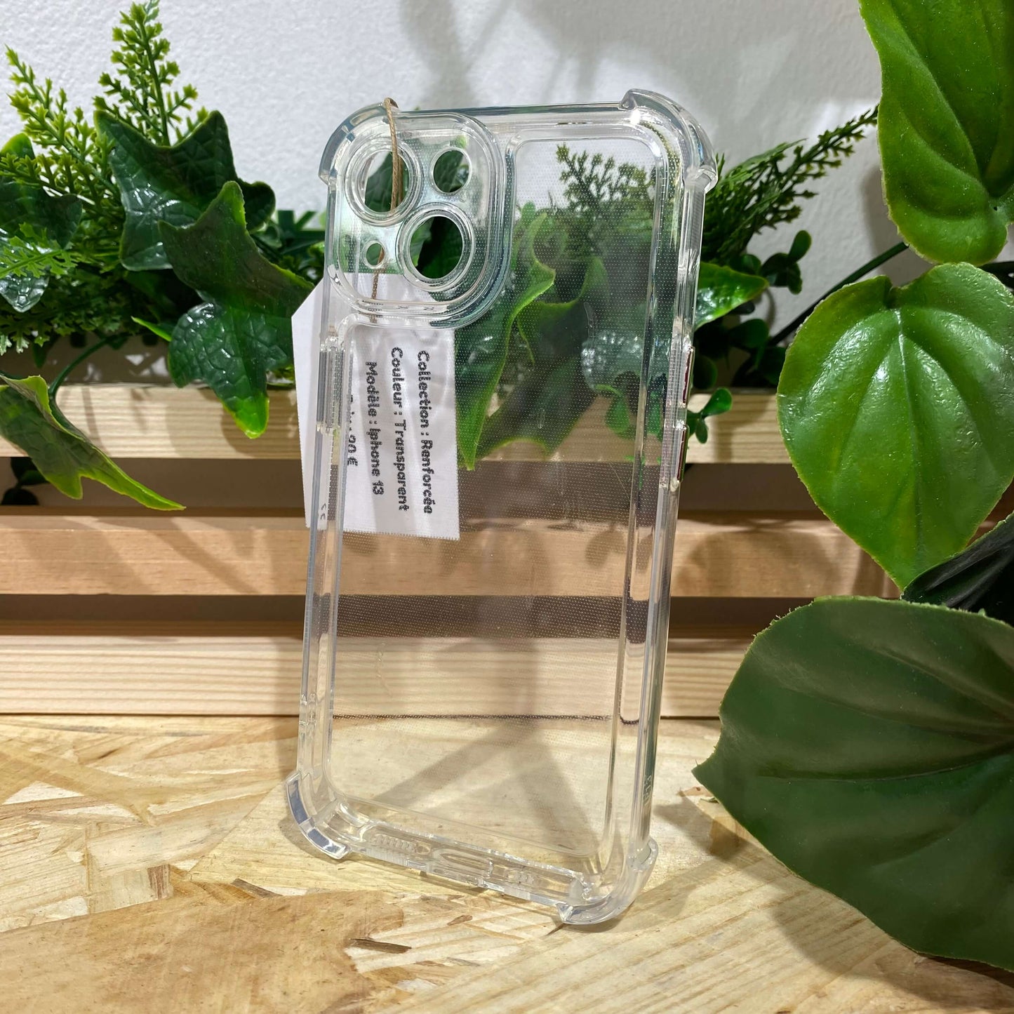 Coque iPhone antichoc Aix en Provence en vente chez Neo Mobile™ pour iPhone 13 avec angles renforcés
