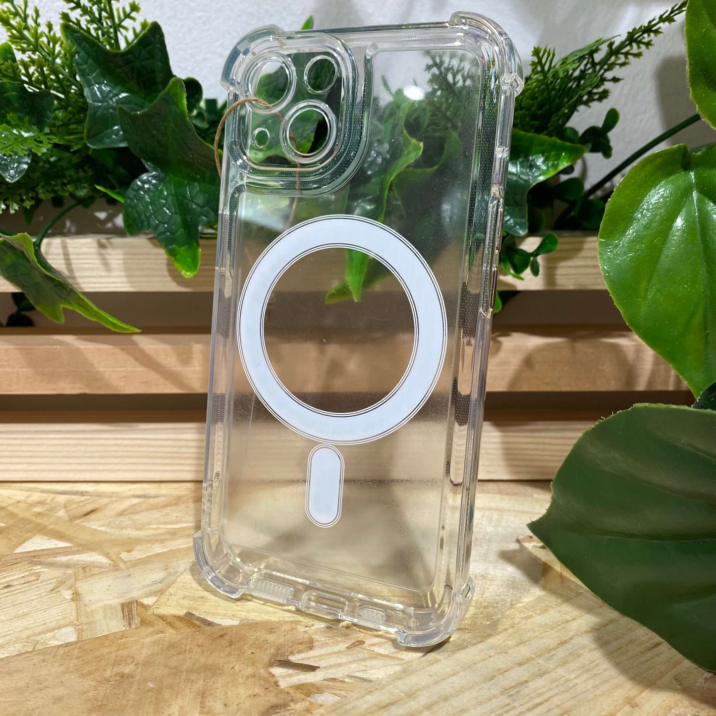 Coque magsafe iPhone Aix en Provence en vente chez Neo Mobile™ pour iPhone 13 renforcée